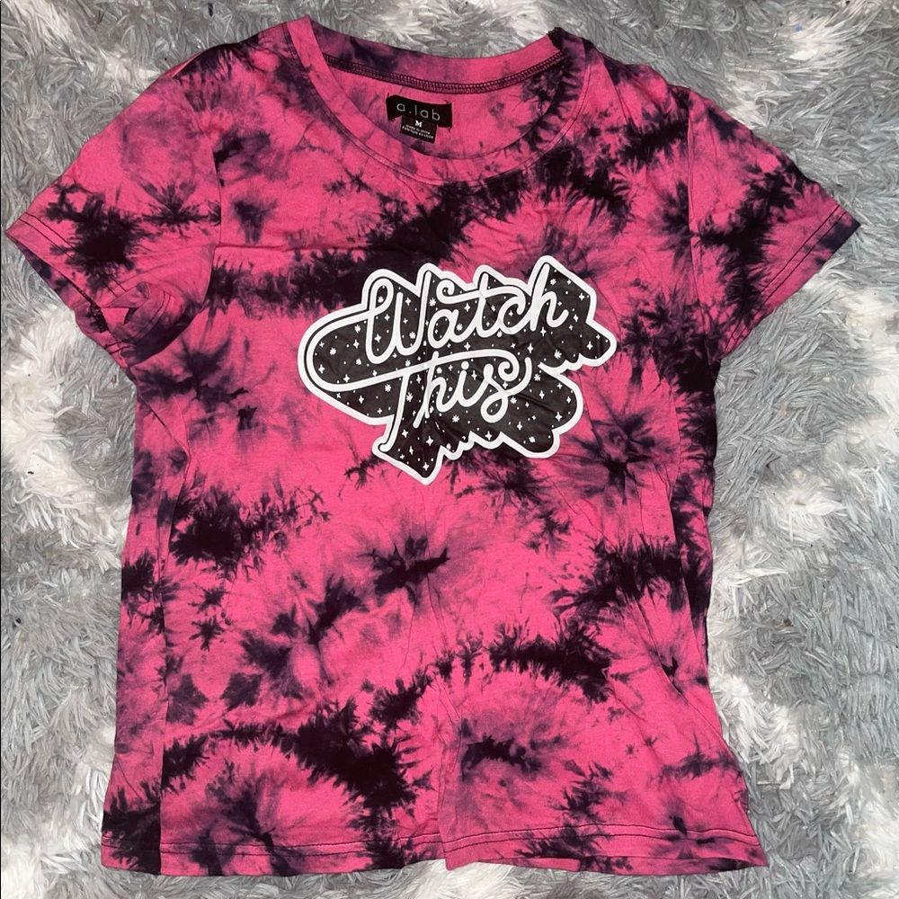Graphic tee